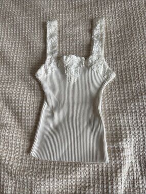 Zara Cream Ribbed Camisole with Lace Trim